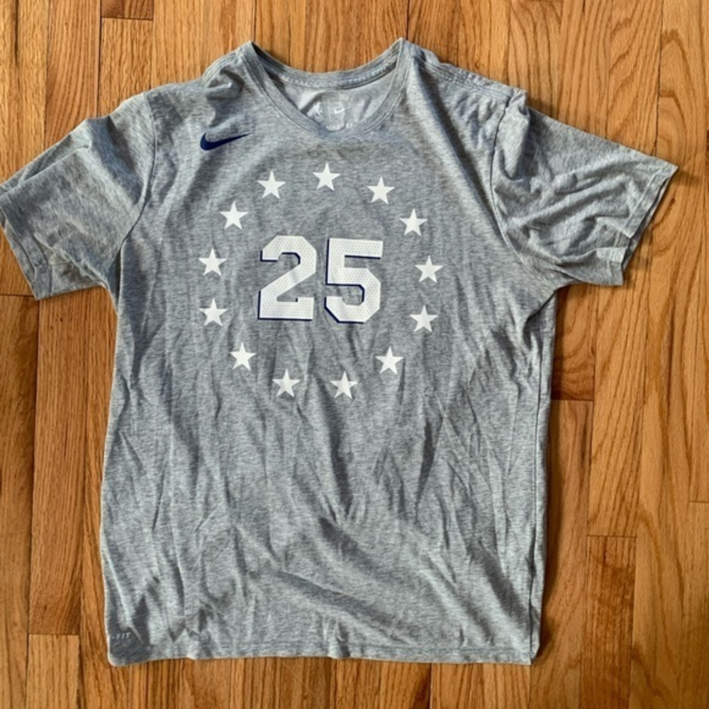 Nike DriFit 76ers Ben Simmons Athletic Cut‎ Short Sleeve Size Large